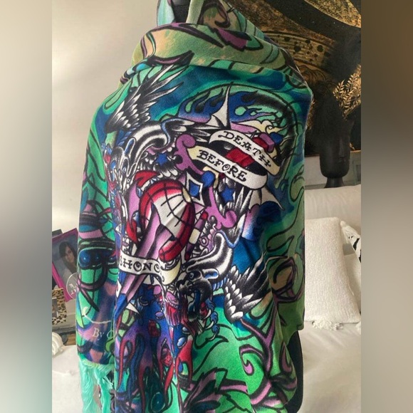 Ed Hardy fringed shawl scarf - Picture 3 of 4